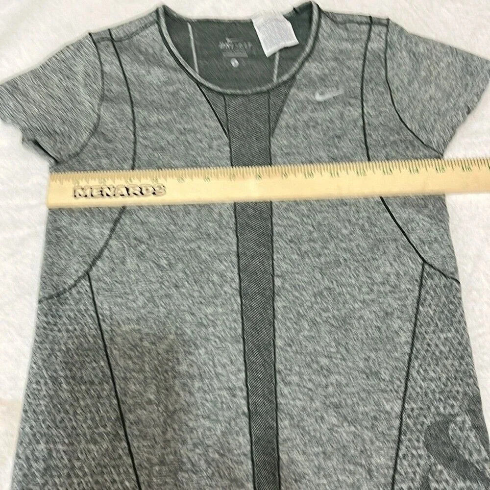 Nike Dri-Fit‎ Short Sleeve Running Active Top Women's Size Small Grey